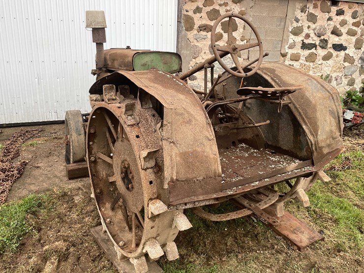 #7485-•-1928-john-deere-tractor-image-2