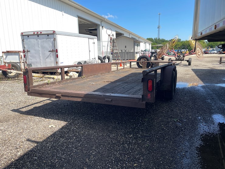#6255-•-2-axle-trailer-(has-wi-title)-image-4