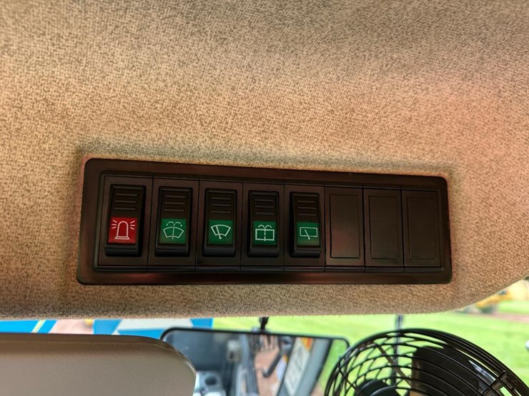 2018-xcmg-cv83pd-image-45