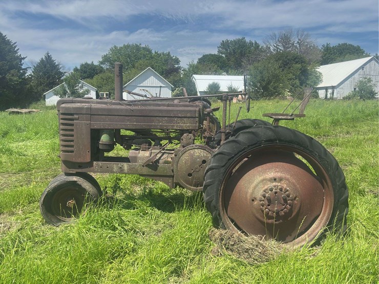 john-deere-model-a-image-2