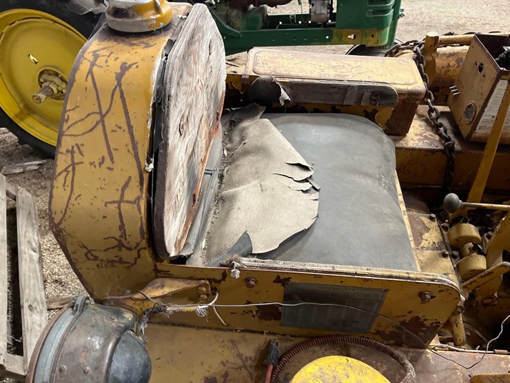 caterpillar-d2-image-44