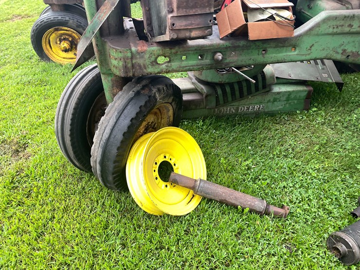 #6674-•-john-deere-parts-tractor-image-8
