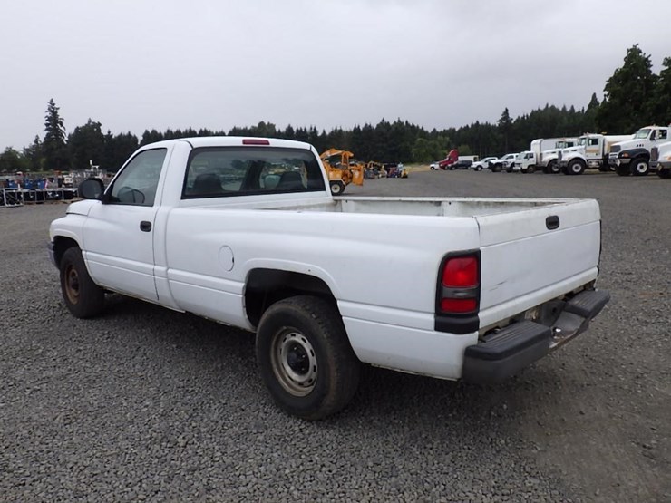 2001-dodge-1500-image-5
