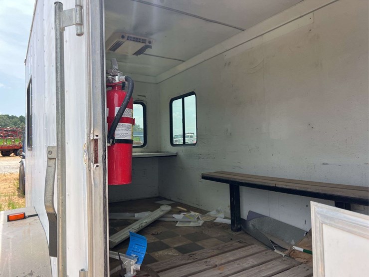 2014-arising-80"-x-16'-t/a-enclosed-trailer-image-20