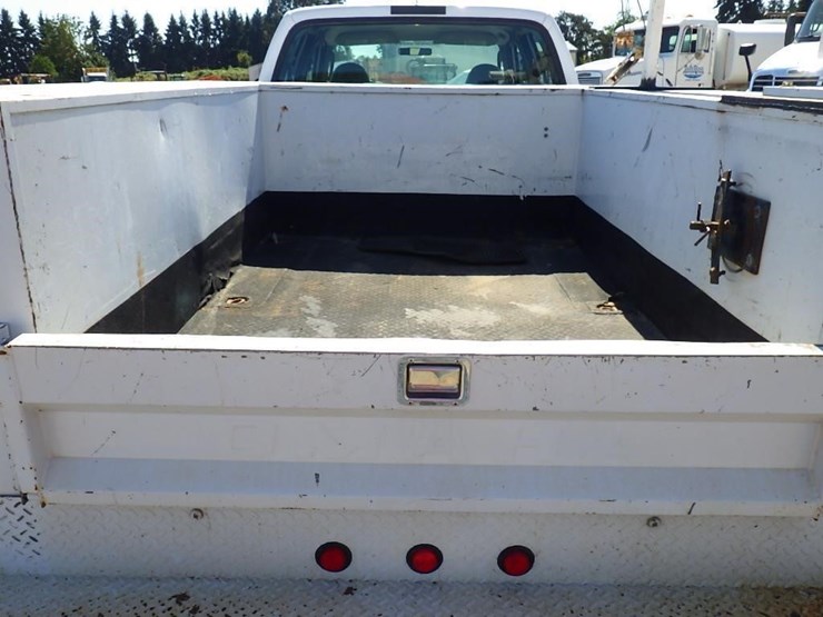 2005-ford-f350-image-9
