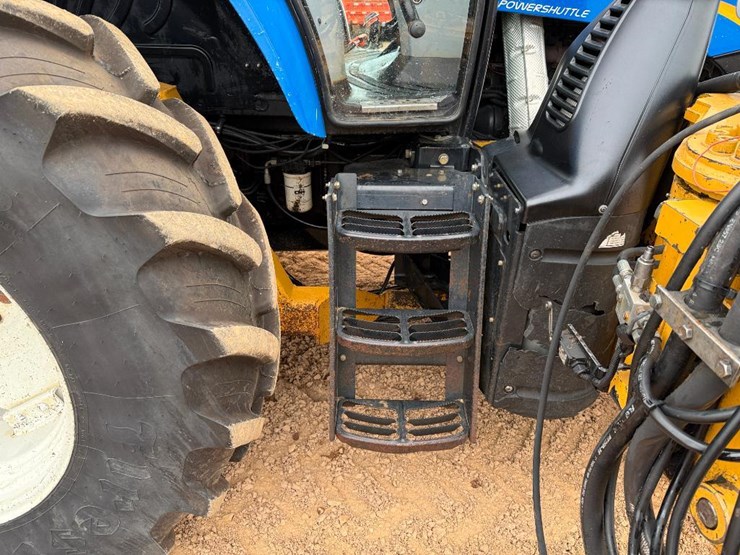 2016-new-holland-ts6.110-image-13