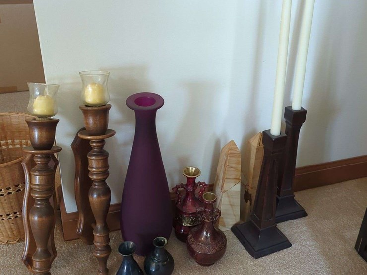 candle-holders-and-decor-lot-image-1