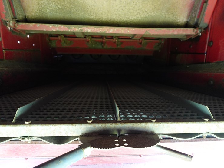 1991-case-ih-1660-image-17