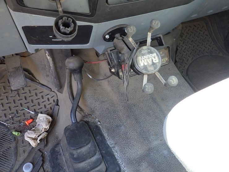 2013-ford-f550-image-31