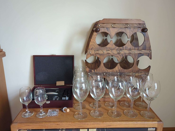 wine-drinker-lot---glasses/opener/rack-image-2