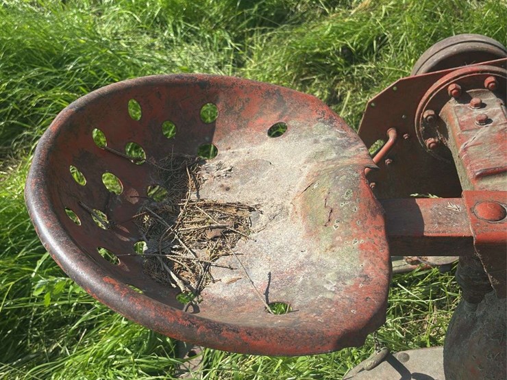farmall-f30-image-35