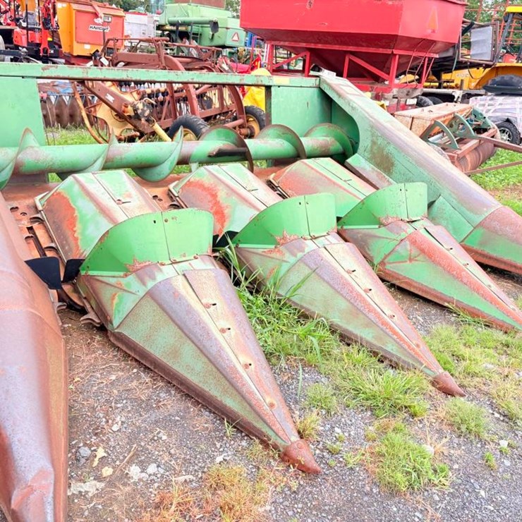 JOHN DEERE 443