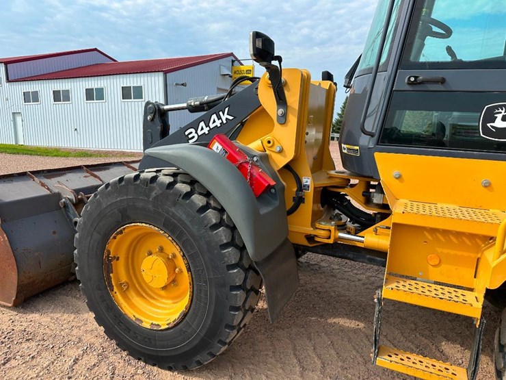 2014-deere-344k-image-23