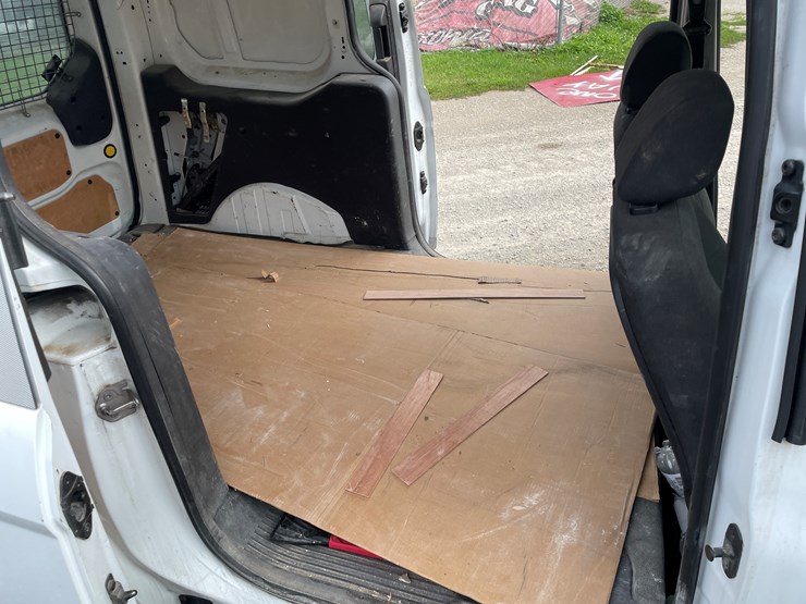 2014-ford-transit-connect-image-27