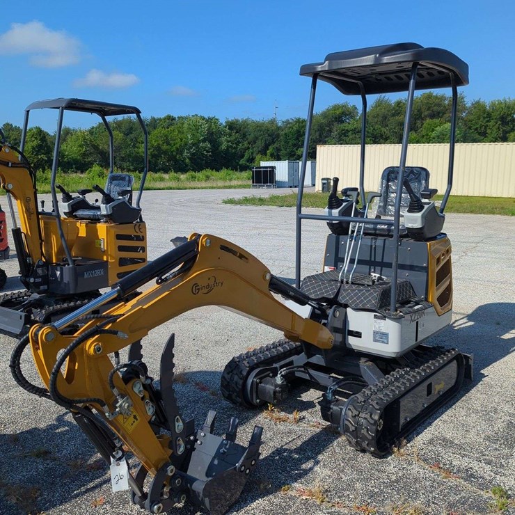 CFG Industrial Mini Excavator - XZ20R - (2025)