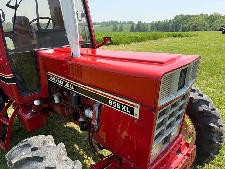 ih-956-xl-mfwd-image-15