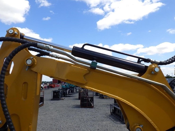 2025-agt-bh50g-loader-backhoe-image-14