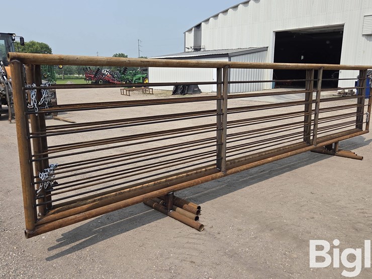 24'-free-standing-panels-(bid-per-unit)-image-5