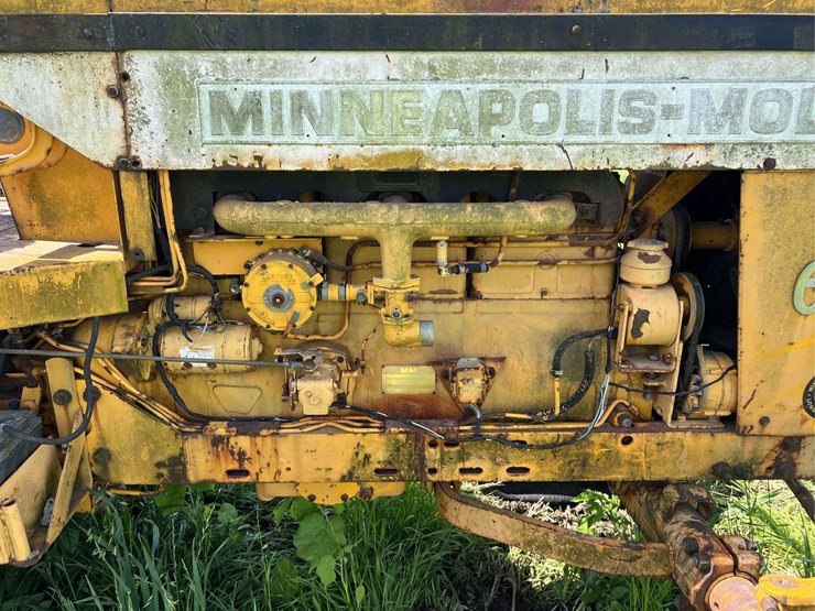 minneapolis-moline-g1000-image-14