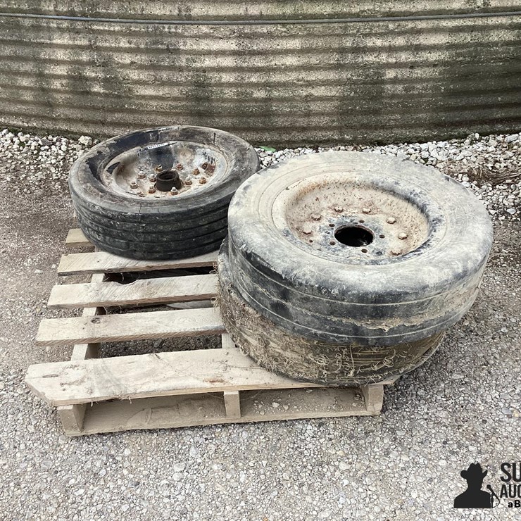 2775x375-14.5 Tires & Rims