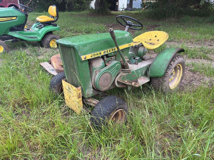 john-deere-110-image-1