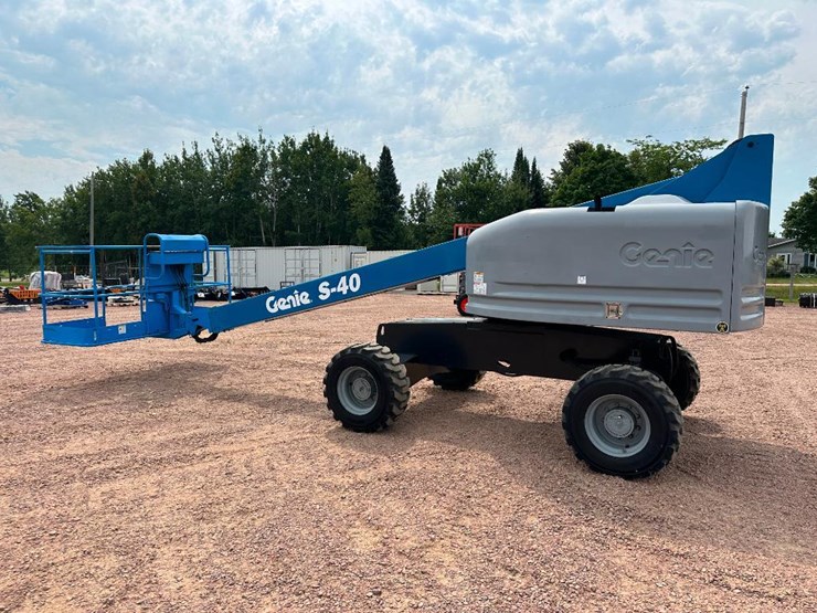 2008-genie-s40-image-5
