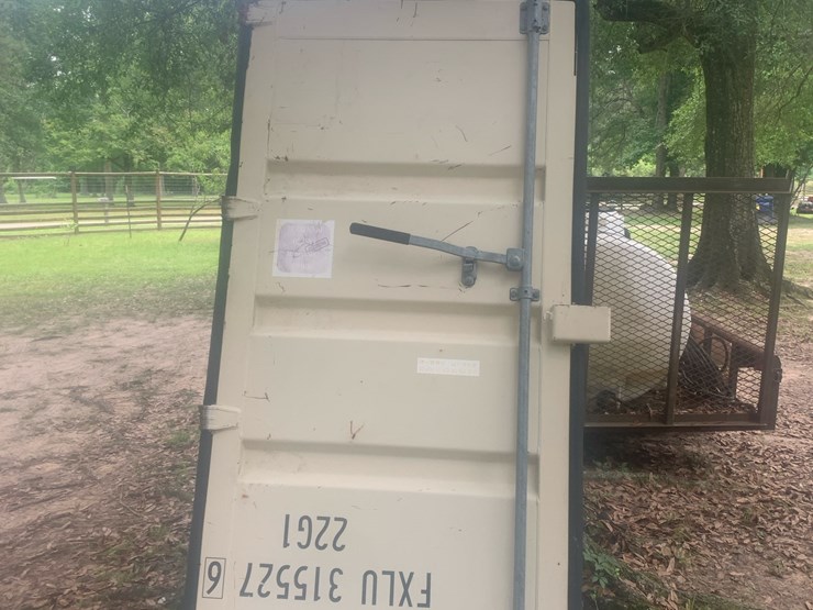 #1051-•-(2)-40'-container-doors-with-hardware-image-1