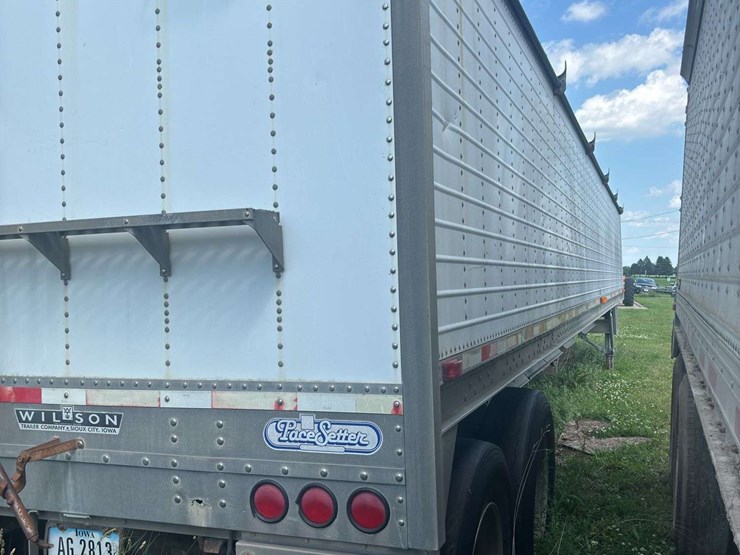 wilson-pace-setter-hopper-bottom-semi-trailer-image-12