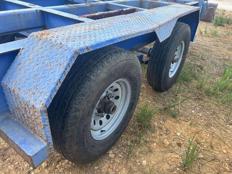 2011-5'-x-22'-t/a-gooseneck-trailer-image-11