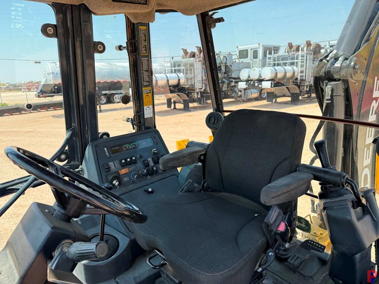 deere-310k-image-10