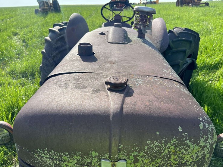 mccormick-deering-super-wd-9-image-14