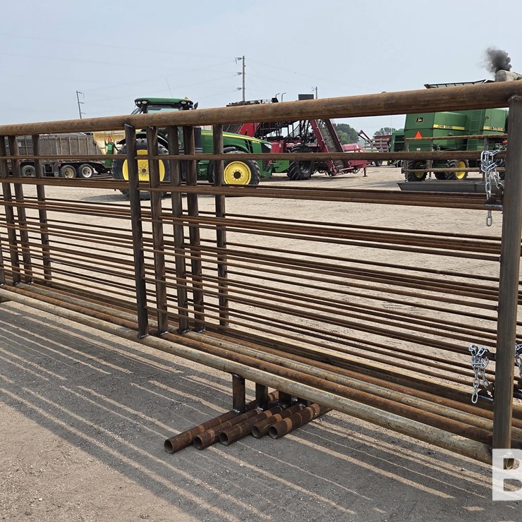 24' Free Standing Panels (BID PER UNIT)