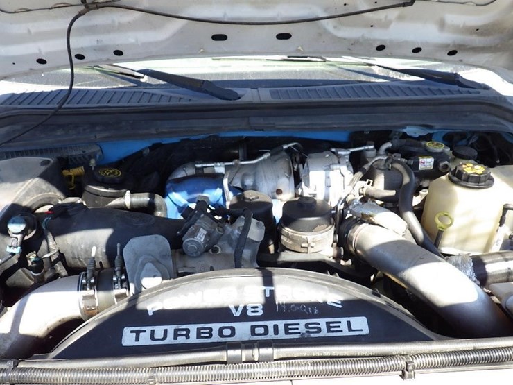 2009-ford-f550-image-11