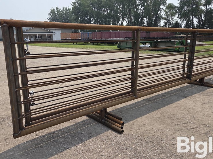 24'-free-standing-panels-(bid-per-unit)-image-3