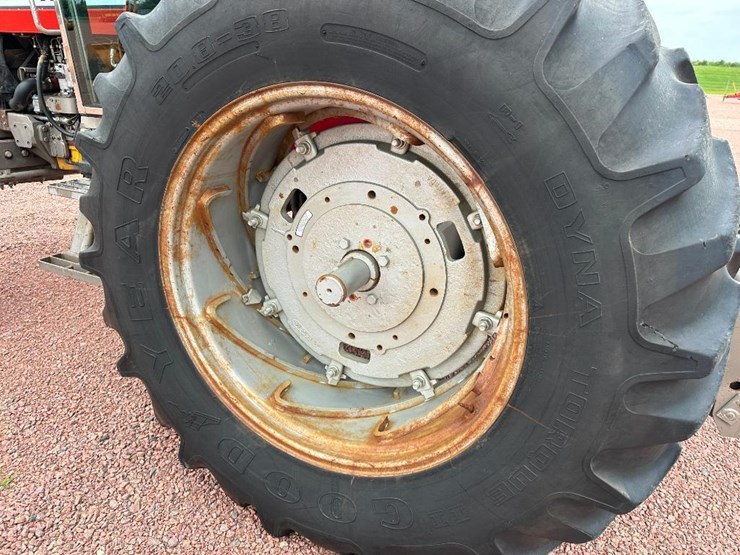 1980-massey-ferguson-2705-image-7