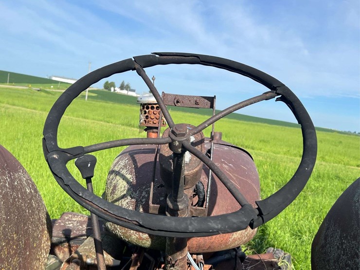 mccormick-deering-super-wd-9-image-48