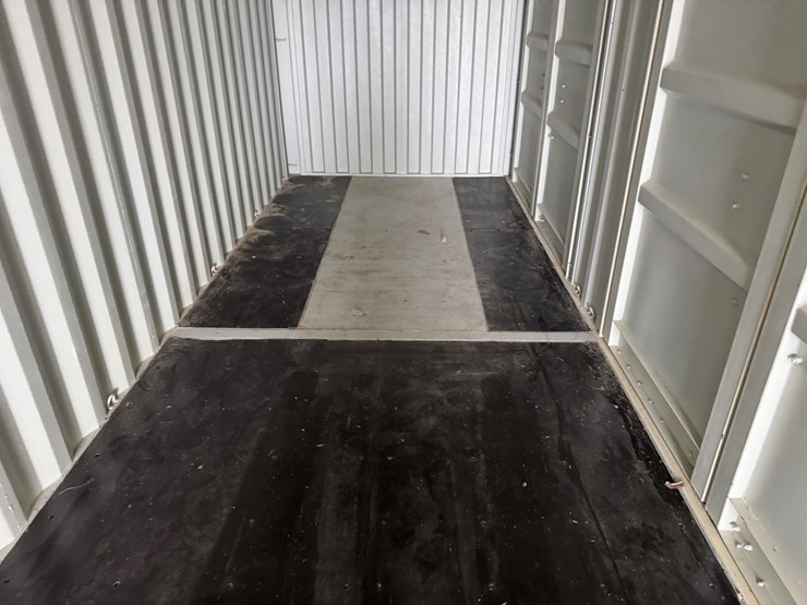 #4420-•-40'-high-cube-shipping-container-image-7