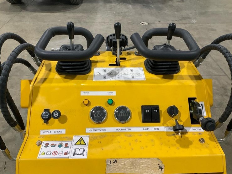 #1000-•-new-land-hero-pld-t460-mini-track-skid-steer-loader-image-15