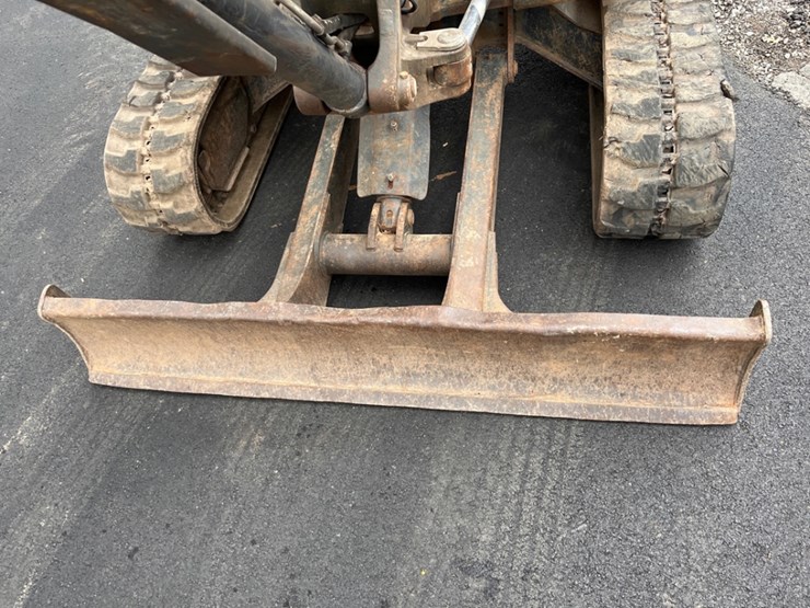 2019-bobcat-e35-image-7