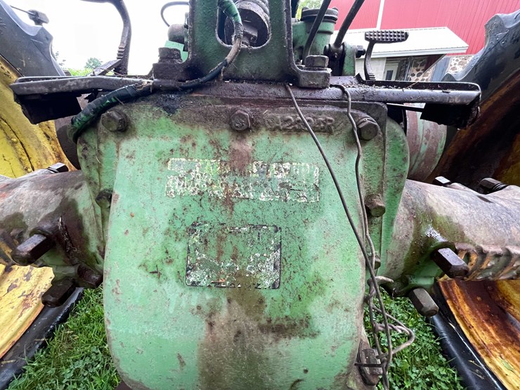 #6675-•-john-deere-parts-tractor-image-28