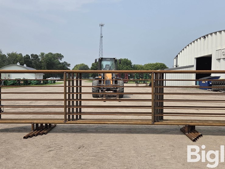 24'-free-standing-panels-(bid-per-unit)-image-6