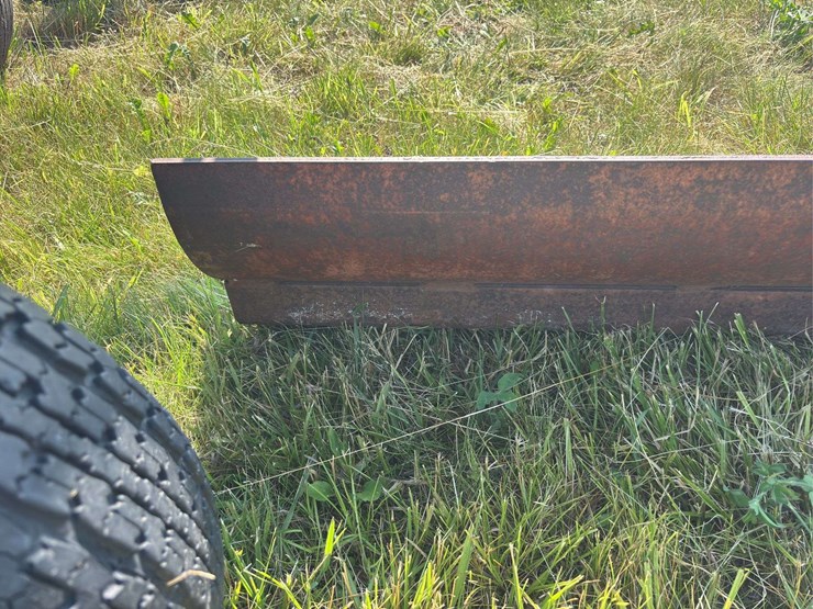8’-three-point-blade-image-8