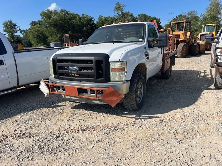 2010-ford-f350-image-1