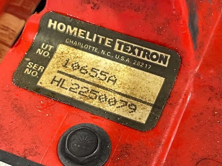 #2116-•-homelite-chainsaw-image-3