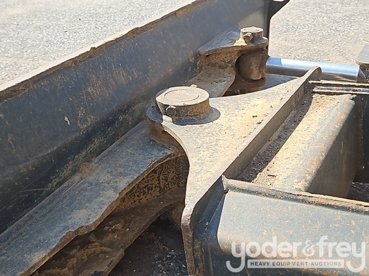 2021-bobcat-e35-image-38