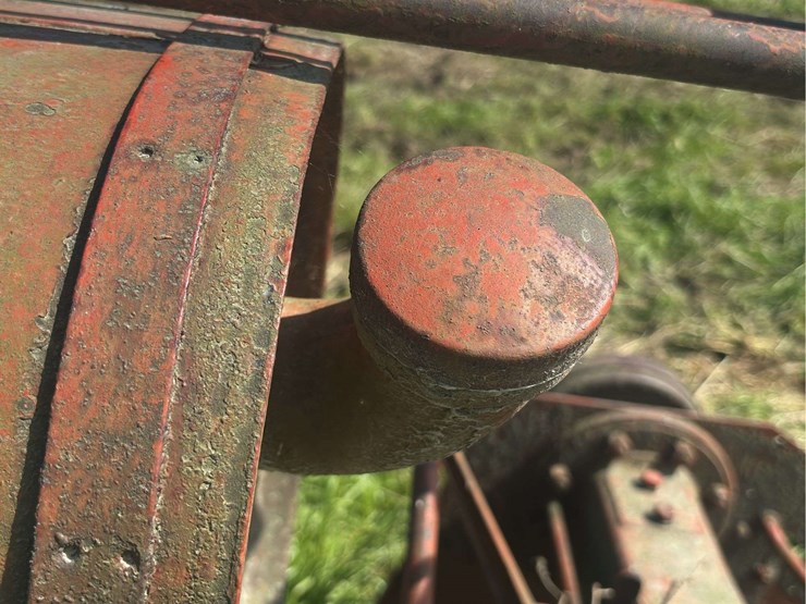 farmall-f30-image-40