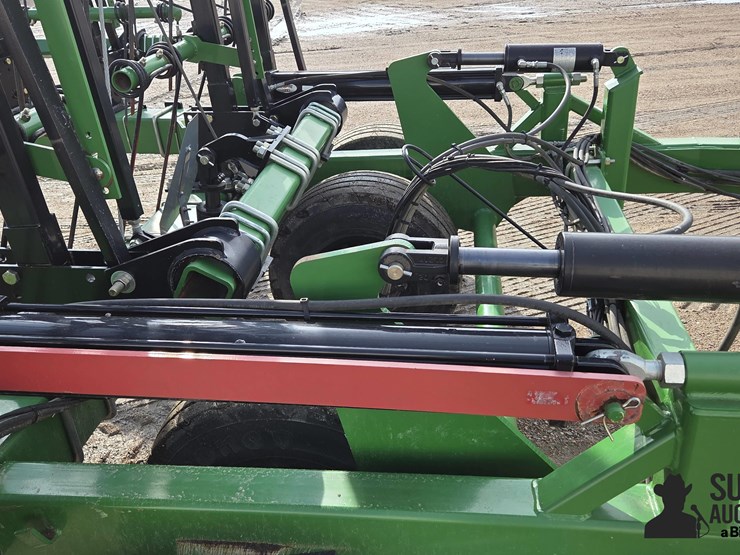 summers-sh3960-48'-super-harrow-image-14