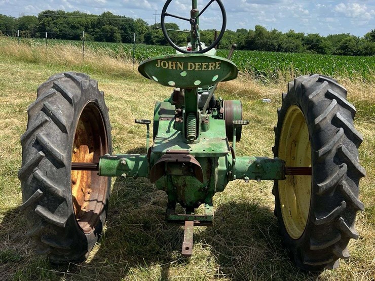 1942-john-deere-h-image-4