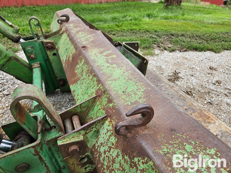 john-deere-148-image-17