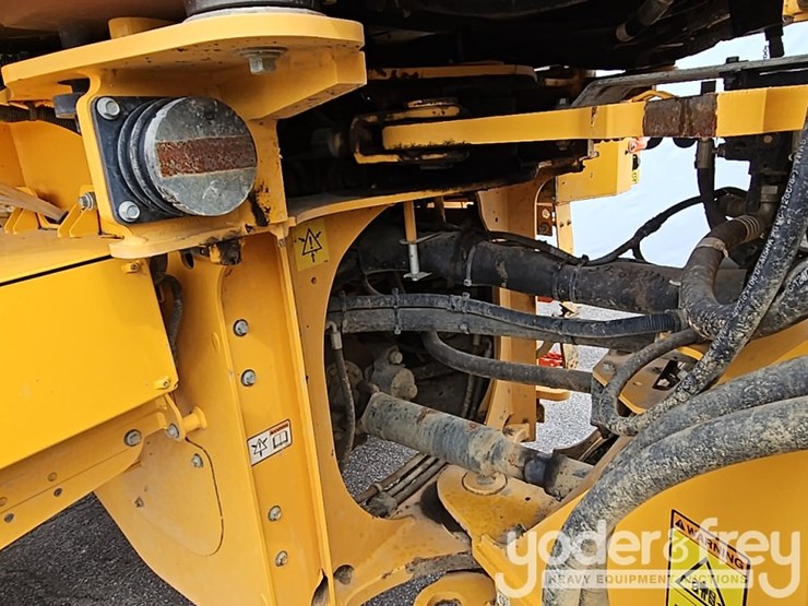 2019-volvo-l60h-image-19